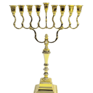 חנוכייה דגם אנגלי מוזהבת מהודרת ואיכותית