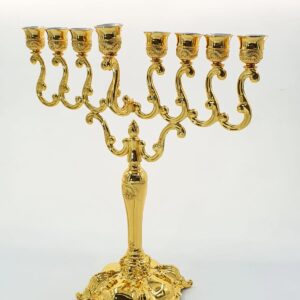 חנוכייה מוזהבת מהודרת ואיכותית