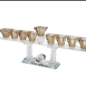 חנוכיית קריסטל שילוב צבע ענבר חרוט ב"יהלום" חג חנוכה שמח